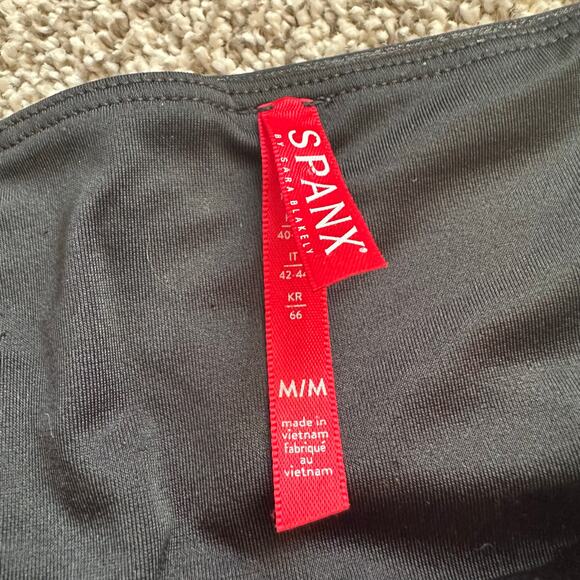 SPANX black faux leather leggings size M - Picture 6 of 11